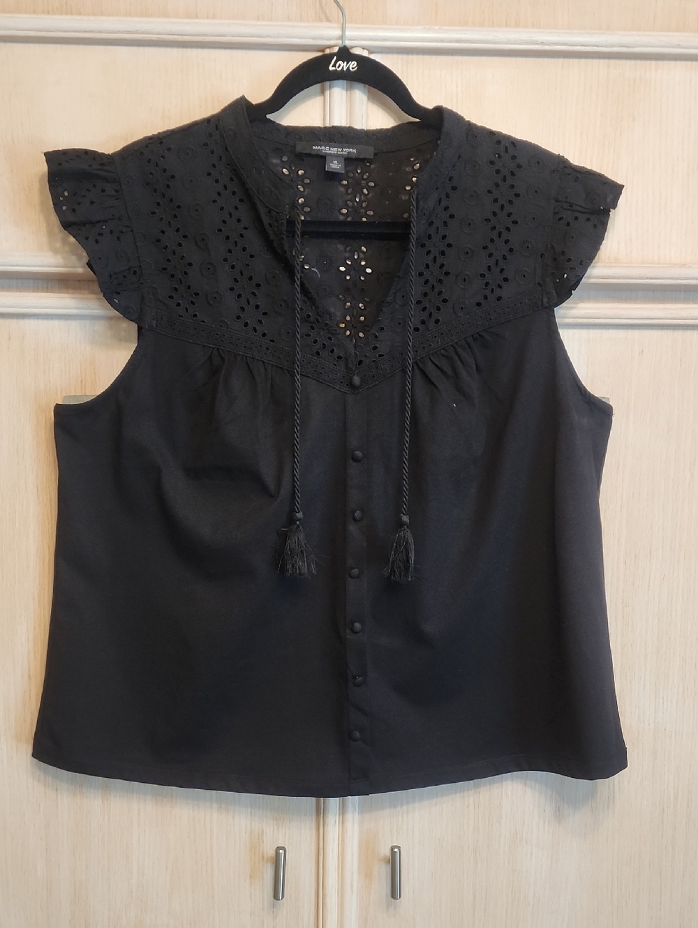 Marc New York Women's  Eyelet V-Yoke Cap Sleeve Blouse with Tassel Ties Black XL